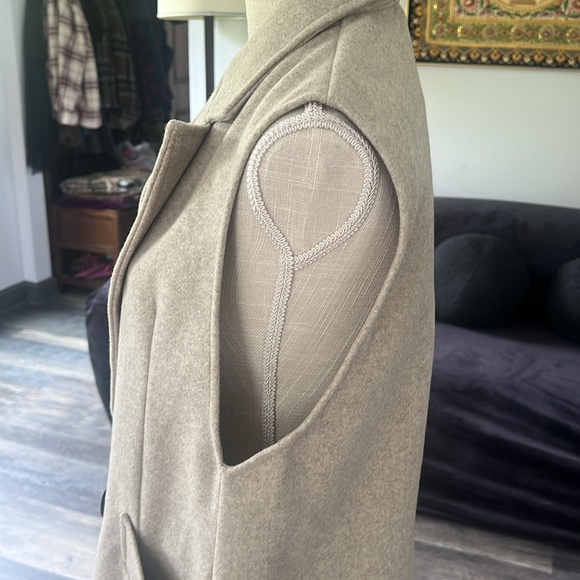 Zara coat - Picture 11 of 17